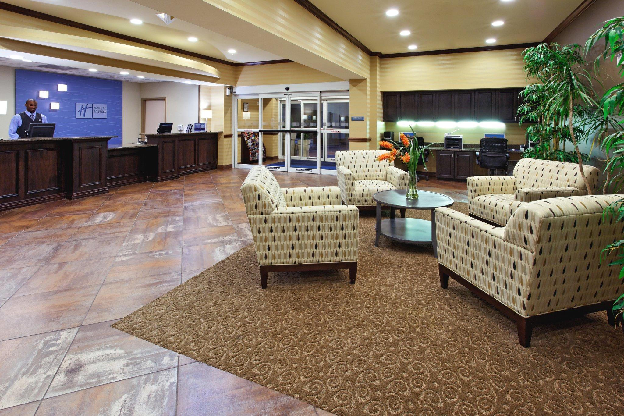 Holiday Inn Express Hotel & Suites Cleburne By Ihg Εξωτερικό φωτογραφία