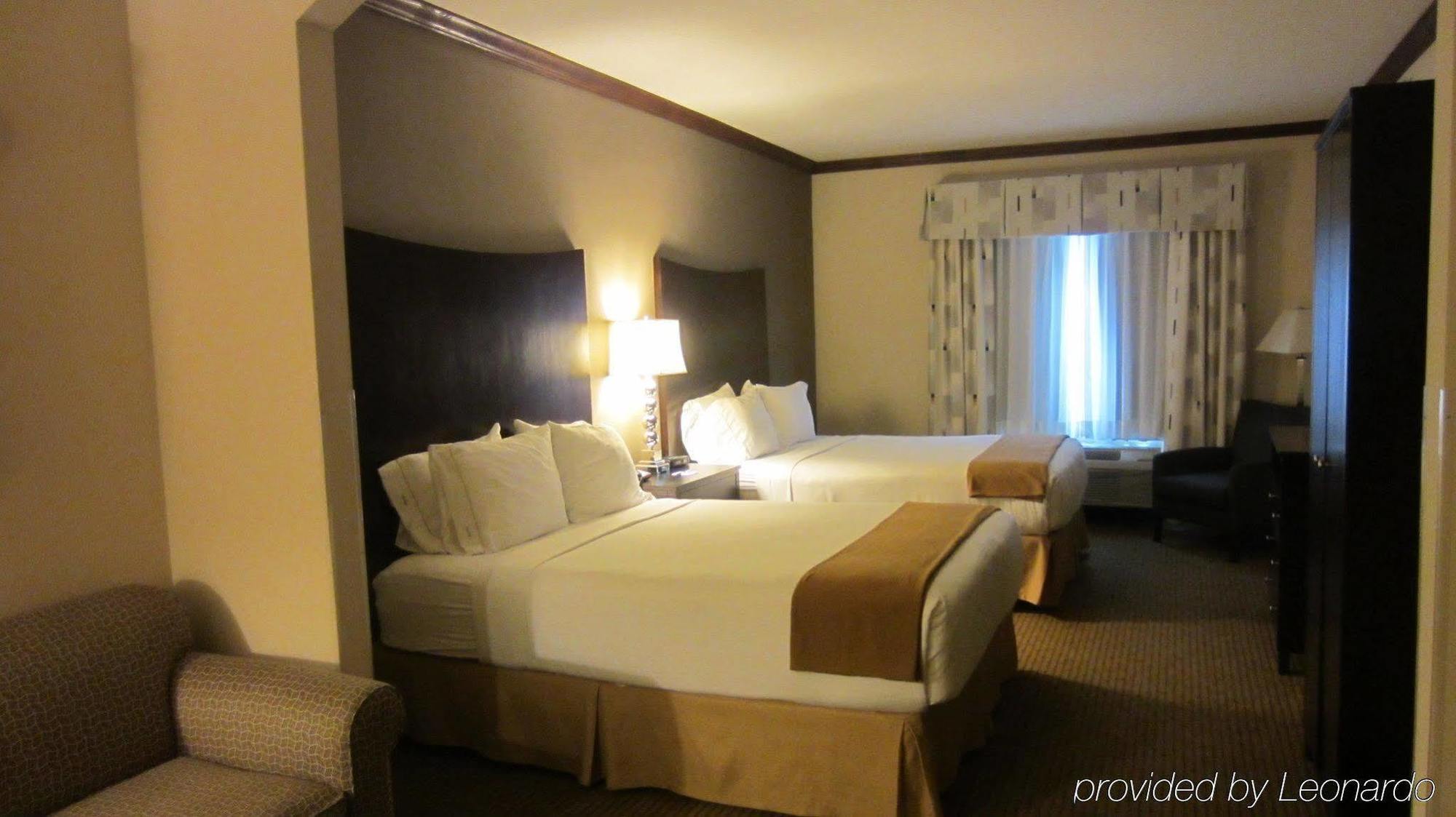 Holiday Inn Express Hotel & Suites Cleburne By Ihg Εξωτερικό φωτογραφία